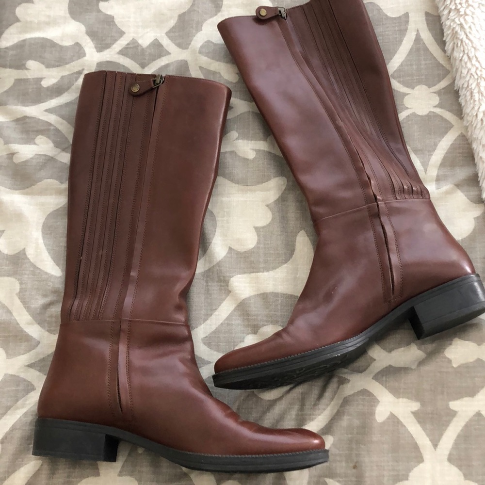Women’s Tan Leather Boots - Size 10